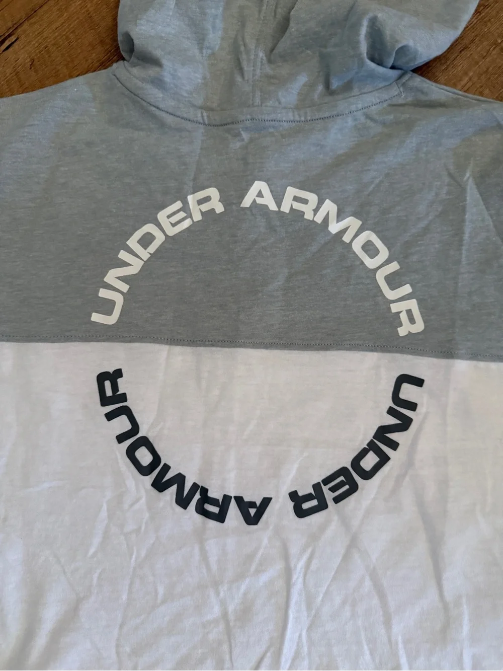 Under Armour Two-Tone Grey & White Short-Sleeve Hooded Top